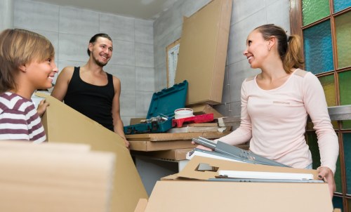 Customer booking storage unit with paperwork and secure access